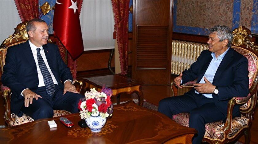 Cumhurbaşkanı Erdoğan Demirören ve Lucescuyu kabul etti