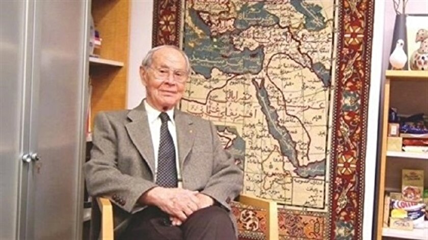 Firuz Kanatlı kimdir?