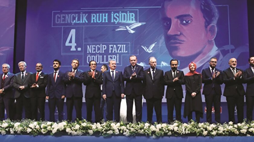 Erdoğan, Kudüs’ü kaybedersek Kabe’yi de kaybedeceğimizi söyledi.