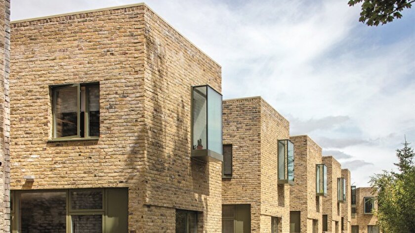 Binalar Yukseldikce Yalnizlik Artiyor