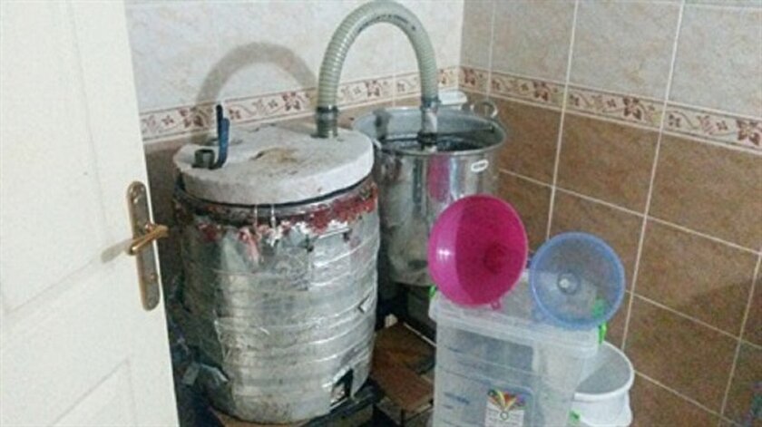 Çorum haberleri: Banyoda kaçak içki üreten emekli öğretim görevlisine operasyon
