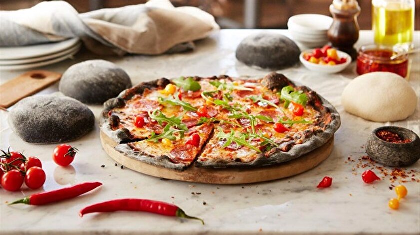 Pizza devinden şok karar! 94 şube birden kapatıyor