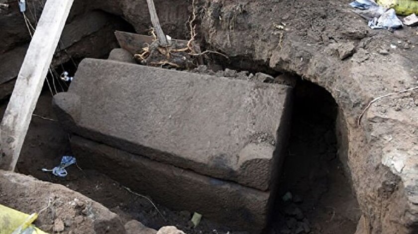 Kayserideki merak uyandıran lahit açıldı