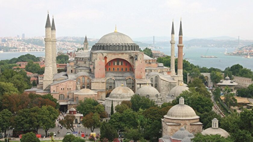 Ayasofya’dan Yeditepe’ye