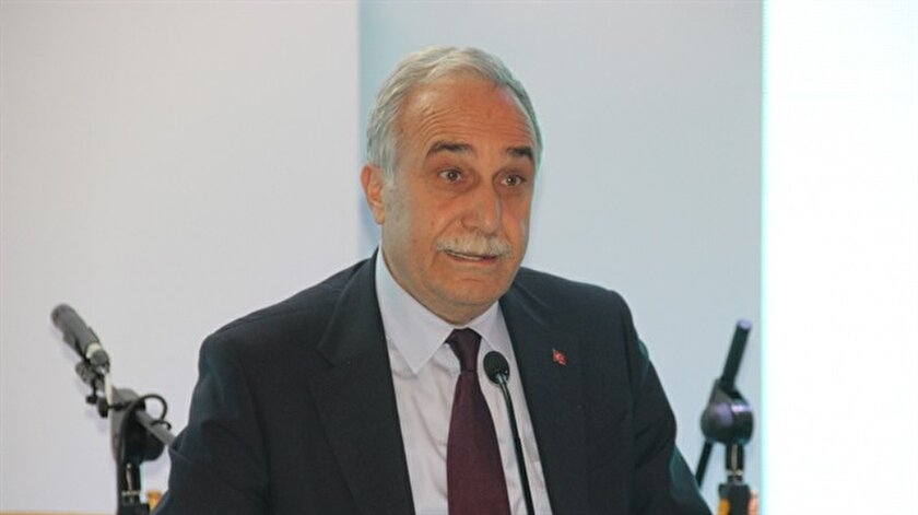 Bakan Ahmet Eşref Fakıbaba