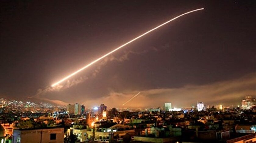 ABD bu uçaklarla ilk kez gölge özelliğine sahip JASSM (Joint Air to Surface Standoff Missile) füzelerini bir çatışmada kullanmış oldu.