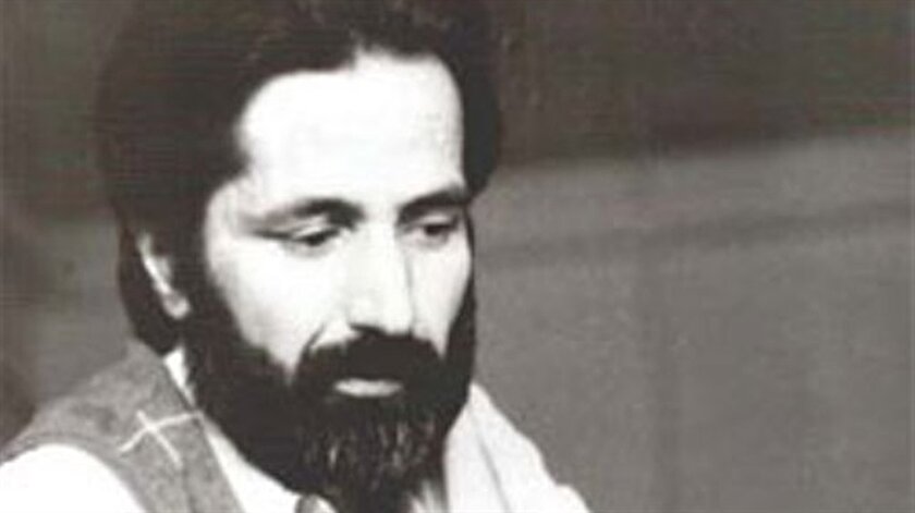Mavera Nin Siir Isigi Cahit Zarifoglu Yeni Safak