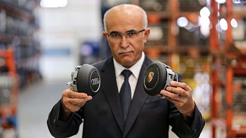 Bentley Ve Porsche Icin Parca Uretiyorlar