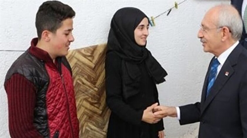 Kılıçdaroğlu'nun 'manevi kızı' ilan ettiği Özge Biçer'i ve köylüleri 3 kez ziyaret etti.