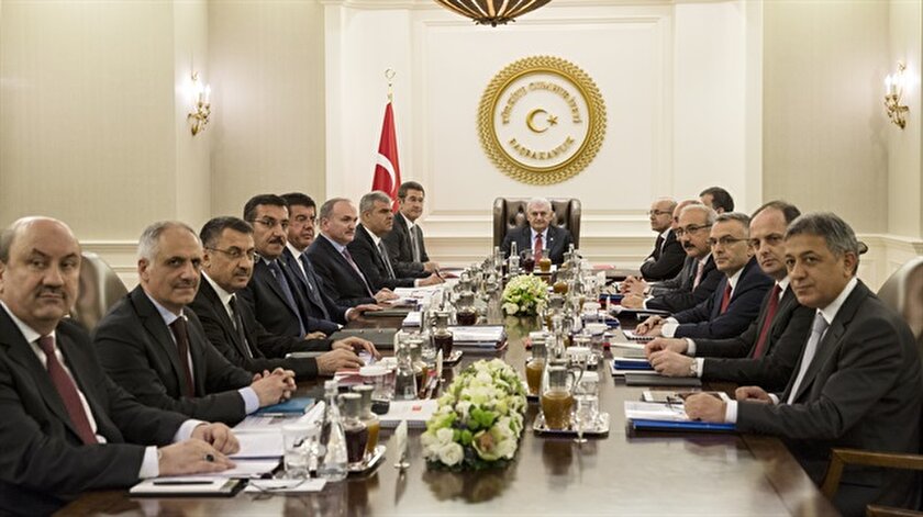 Ekonomide yeni bakanlıklar belli oldu