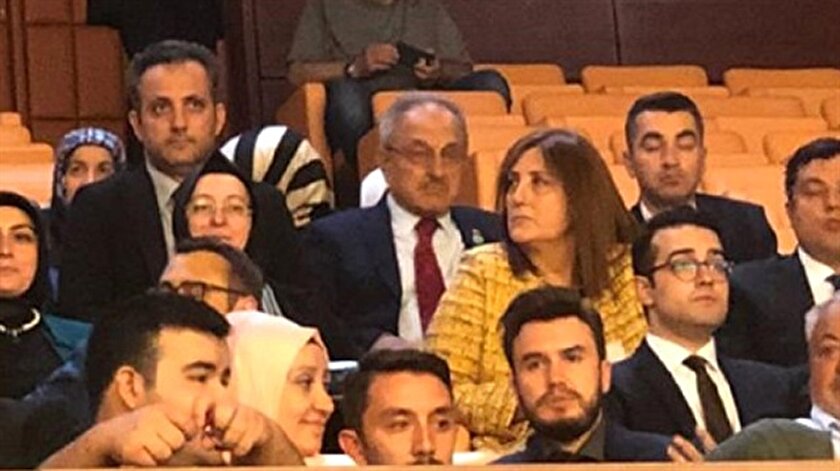 Mustafa Ceceli De Baskan Erdogan In Torenine Katildi