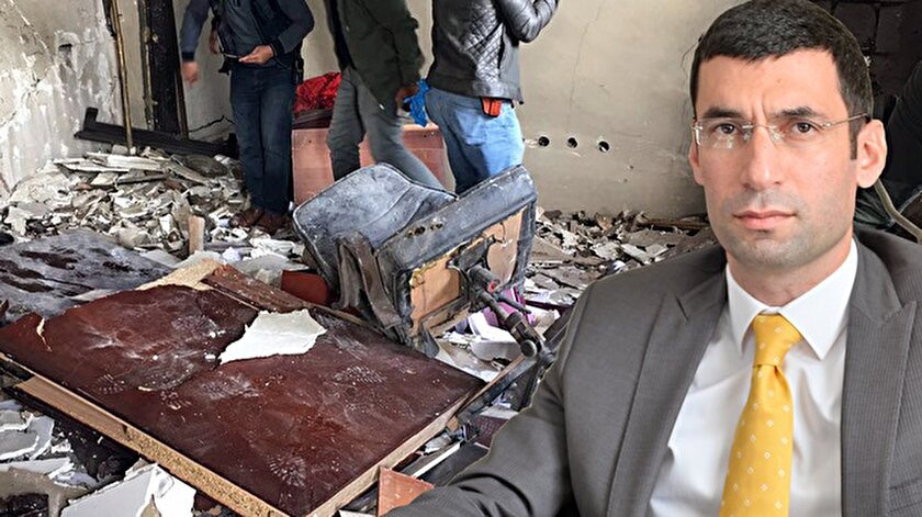 2 yıl önce PKK'lı teröristlerce düzenlenen saldırıda yaralanan Derik Kaymakamı Muhammed Fatih Safitürk, tedavi gördüğü hastanede şehit düşmüştü.