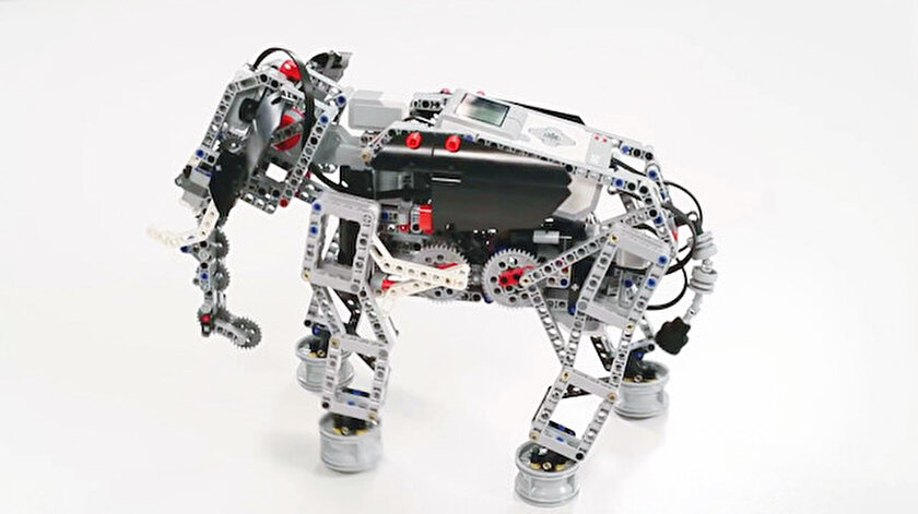 Robot yazılımla çalışanlar memnun