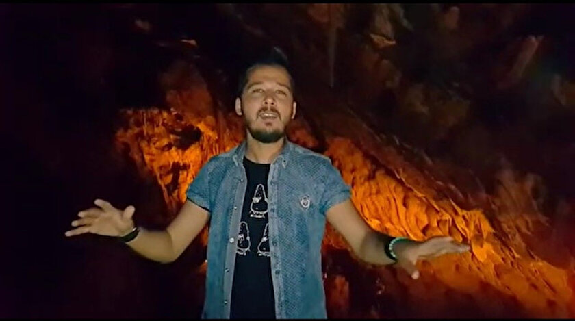 Magarada Sarki Soyledi Yarasalardan Ozur Diledi