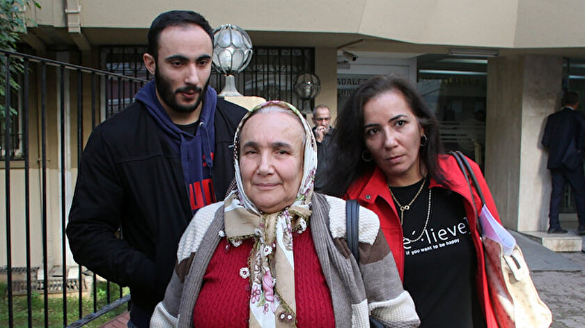 Oglunun Sucsuzlugunu Ispat Etmek Icin Dedektif Gibi Calisiyor