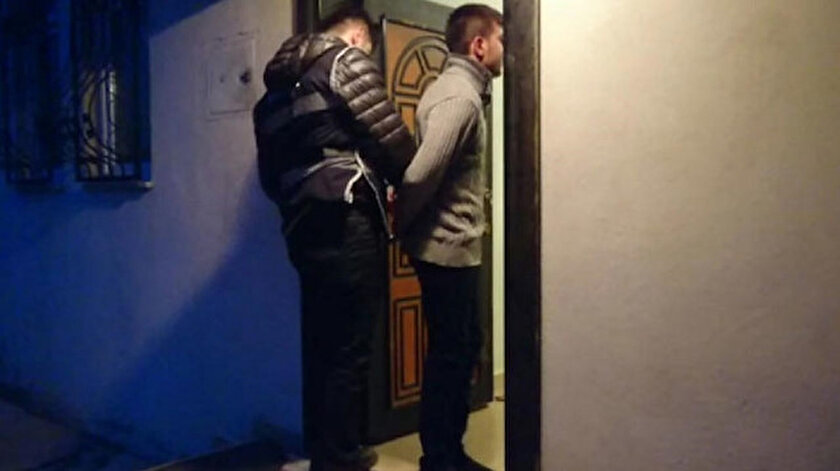 Otomobil çalarak 600 bin TL vurgun yapan çeteye operasyon