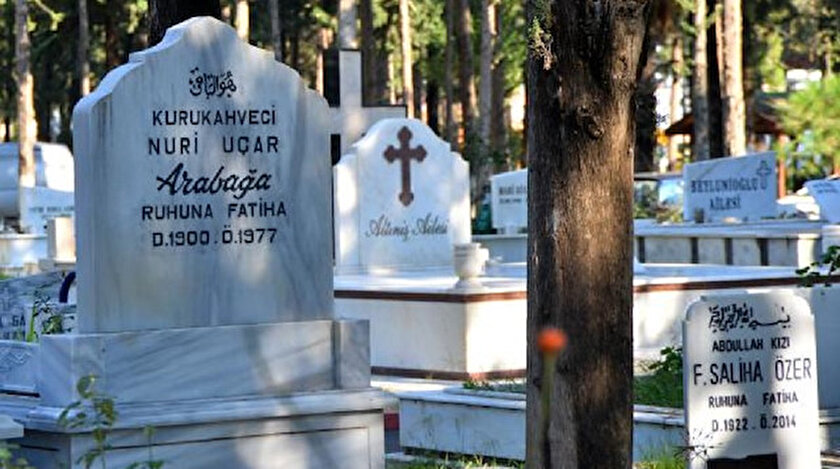 Bu Mezarlik Digerlerinden Cok Farkli
