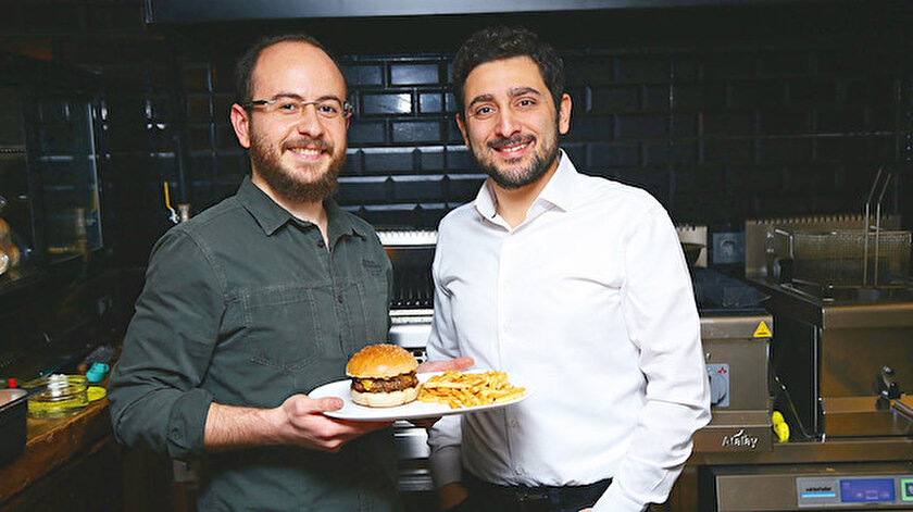 Hamburgerin sırrı sadelikte