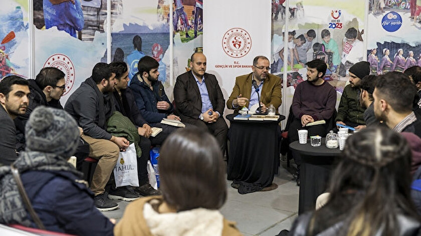 1 Uluslararasi Avrasya Kitap Festivali Devam Ediyor
