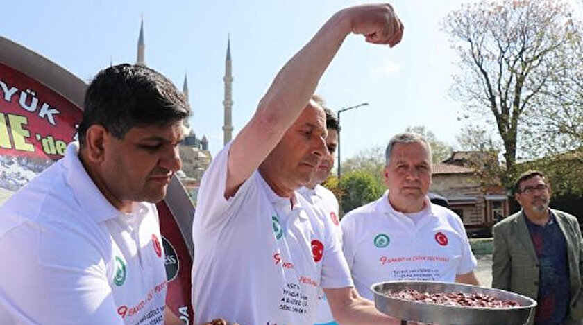 Edirneli ciğerciler Nusret'i festivallerine davet etti Yeni Şafak