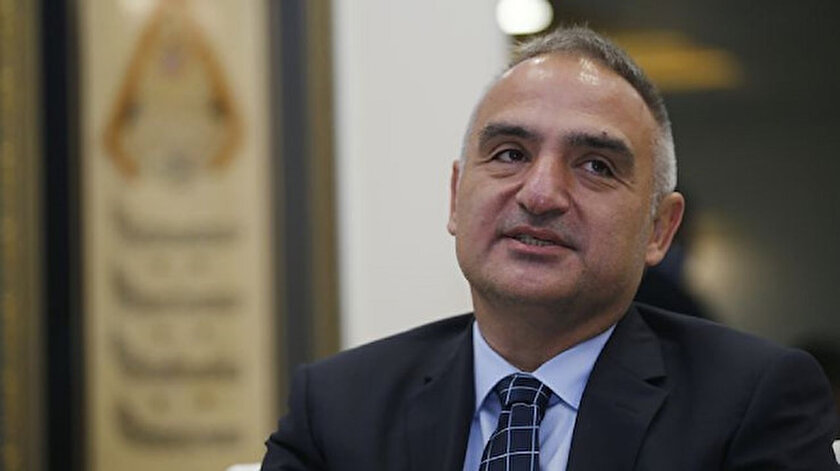 Kültür ve turizm Bakanı
Mehmet Nuri Ersoy: Haberin peşinde başarılı 25 yıl