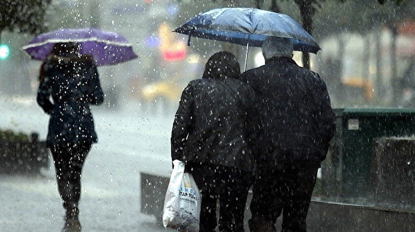 Meteorolojiden tüm yurt için sağanak yağış uyarısı