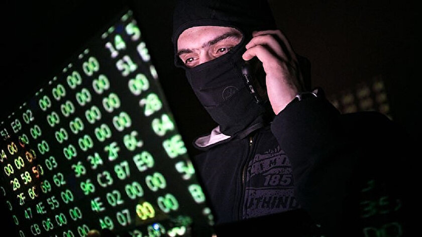 Kısıtlayıcı tedbirler, seyahat yasağı, mal varlığı dondurma ve oluşturulan listedeki kuruluş ve kişilere AB fonlarının aktarılmasının yasaklanması olarak sıralandı.