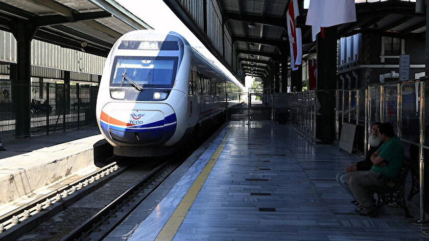 Yüksek hızlı tren.
