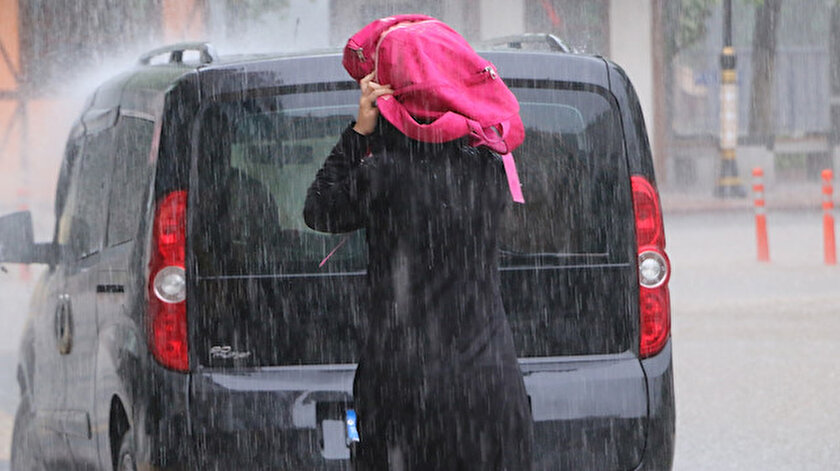 Meteorolojiden bazı illere kuvvetli yağış uyarısı yapıldı.