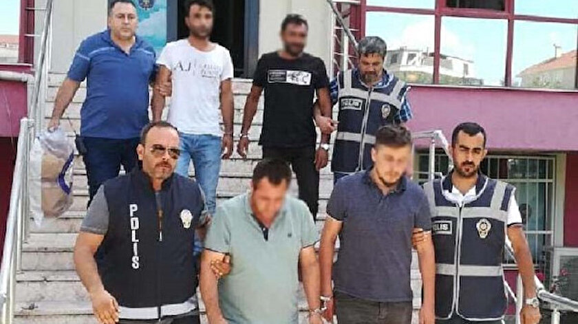 Soygunu birlikte planladığını söylediği 3 kişi de gözaltına alındı.