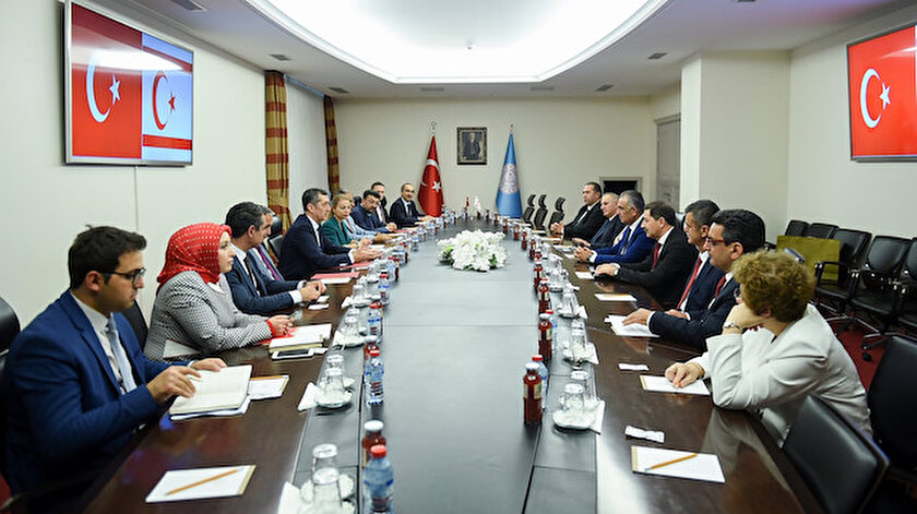 Milli Eğitim Bakanı Ziya Selçuk, (KKTC) Milli Eğitim ve Kültür Bakanı Nazım Çavuşoğlu ile bir araya geldi.