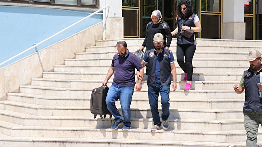 Şüpheliler işlemleri için emniyete götürüldü.