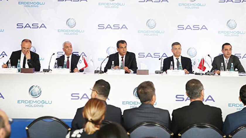 İbrahim Erdemoğlu (Ortada)
