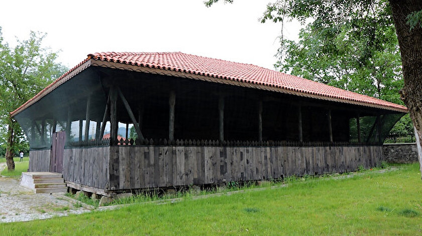 717 yıllık ahşap cami