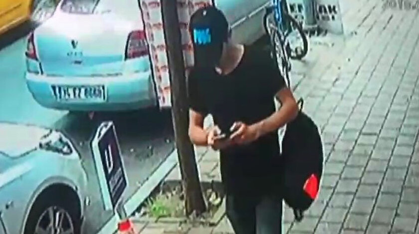 Cinayet zanlısının güvenlik kamerasına takılan görüntüsü.