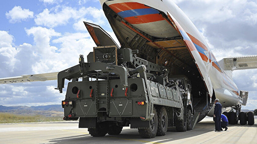 Rusya'dan alınan S-400'ler teslim edildi.