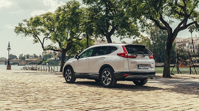 Honda Yeni Hibrit Aracini Turkiye De Satisa Sunuyor