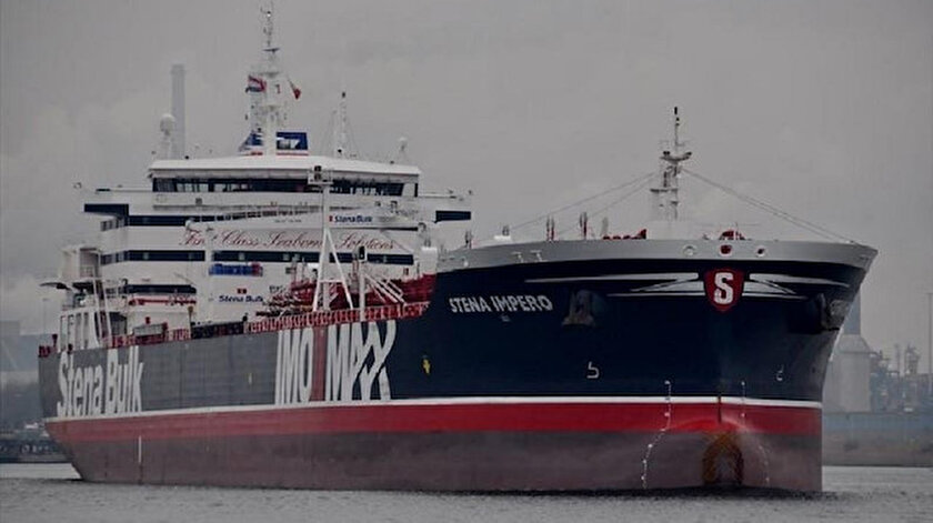 İngiliz tankeri Stena İmpero'da 23 mürettebat bulunuyor