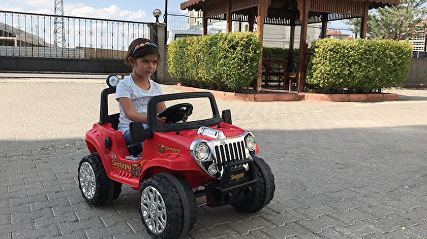 Hirsizlar Minik Ikra Ya Kiyamadi Akulu Arabayi Geri Getirdi