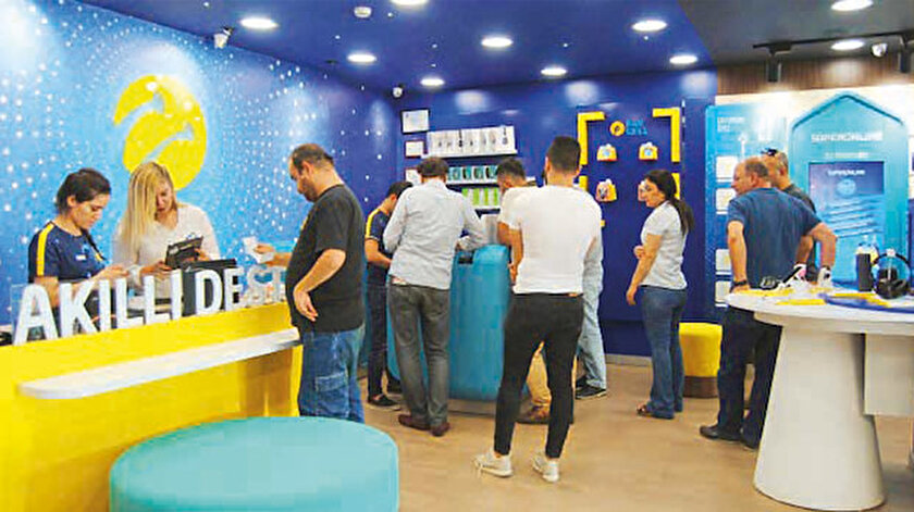 Turkcell yeni müşteri deneyimi yaklaşımı sayesinde abone sayısını arttırdı.