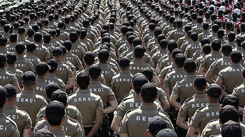 Emniyet Genel Müdürlüğünce istihdam edilecek bekçilere yönelik çarşı ve mahalle bekçiliği giriş sınavının sonuçlarının açıklandığı bildirildi.