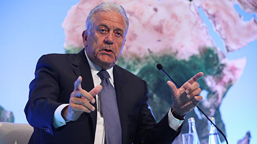 Dimitris Avramopoulos.