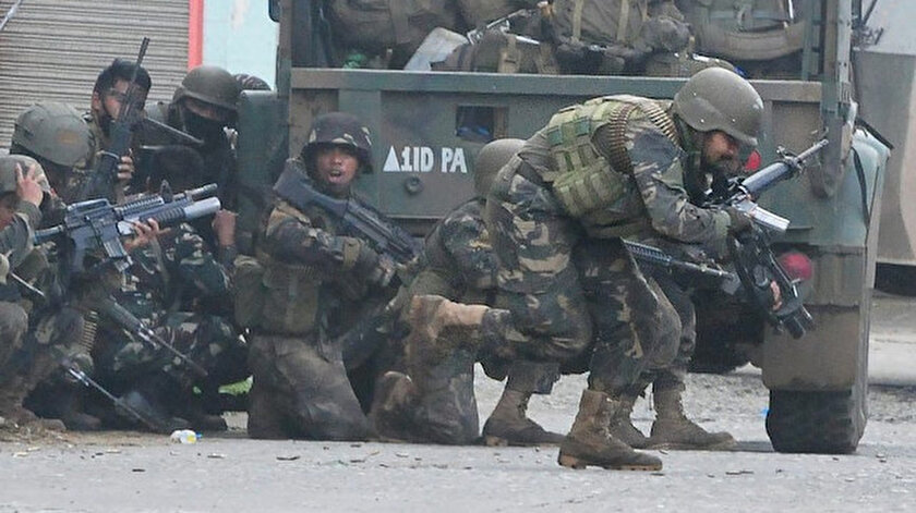 Çatışma, 3 isyancı ve bir asker hayatını kaybetti, 2 asker yaralandı.