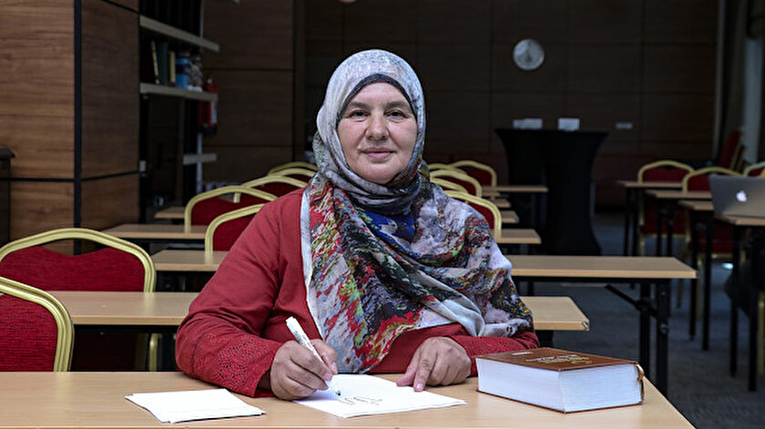 Hülya İpek