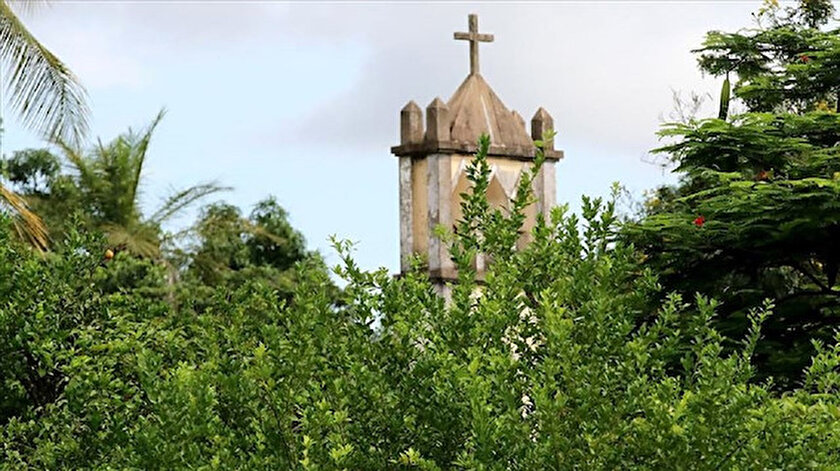 Katolik Fransız okulu Sainte Jeanne d'Arc Enstitüsü kayyum atanma veya kapatılma riskiyle karşı karşıya.