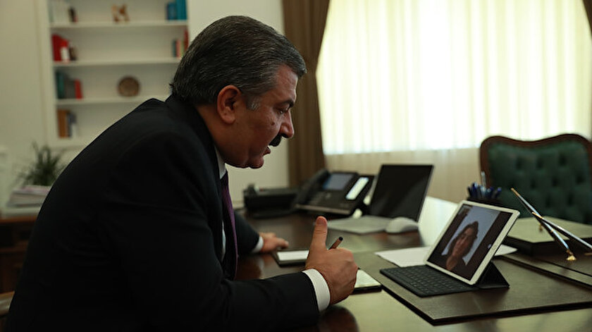 Bakandan yılın doktoruna tebrik