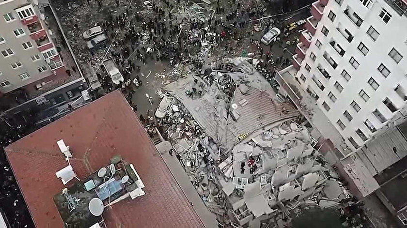Kartal'da 21 kişinin hayatını kaybettiği Yeşilyurt Apartmanı.