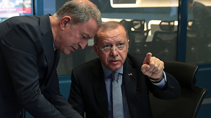 Milli Savunma Bakanı Hulusi Akar - Başkomutan Recep Tayyip Erdoğan