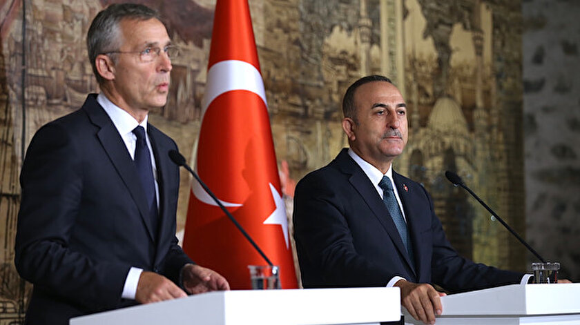 NATO Genel Sekreter Jens Stoltenberg’ın Dışişleri Bakanı Mevlüt Çavuşoğlu.