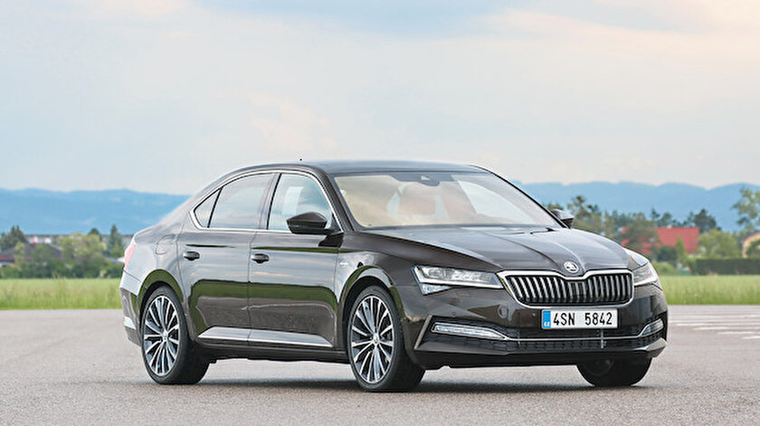 Yeni Skoda Superb